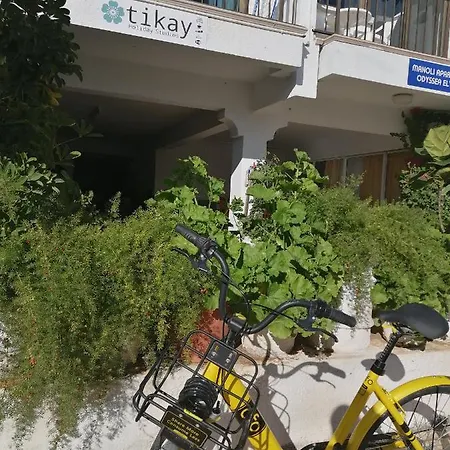 Tikay Studio Apts *